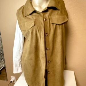 Elegant Tan Button-Up Vest for Women